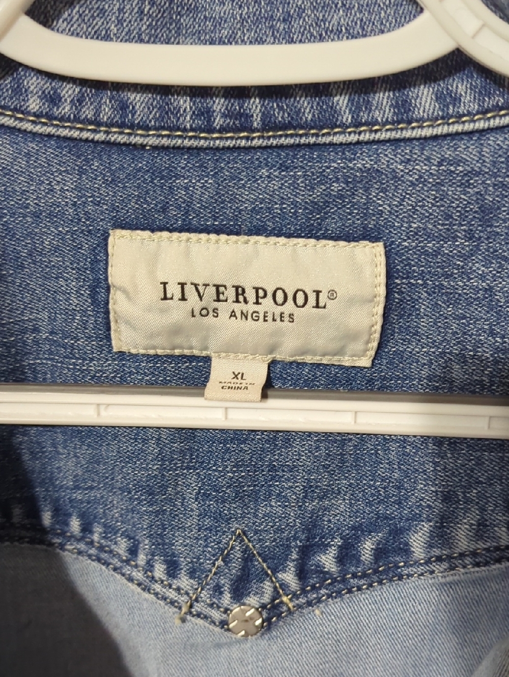 Women's Liverpool Jean Jacket - Picture 2 of 7